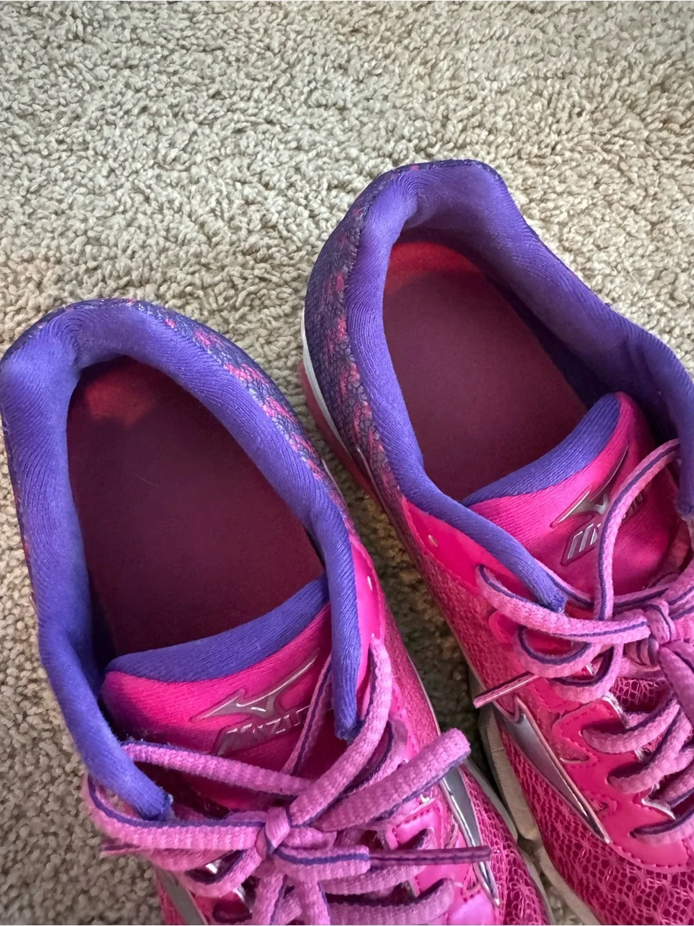 Mizuno Women's Pink Performance Running Shoes
